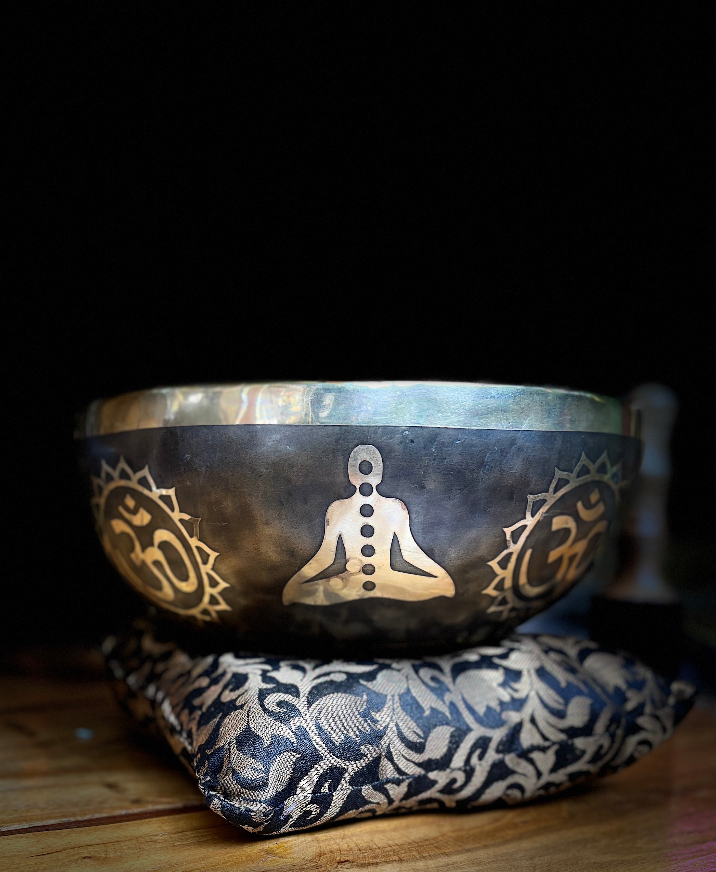 HANDMADE TIBETAIN SINGING BOWLS