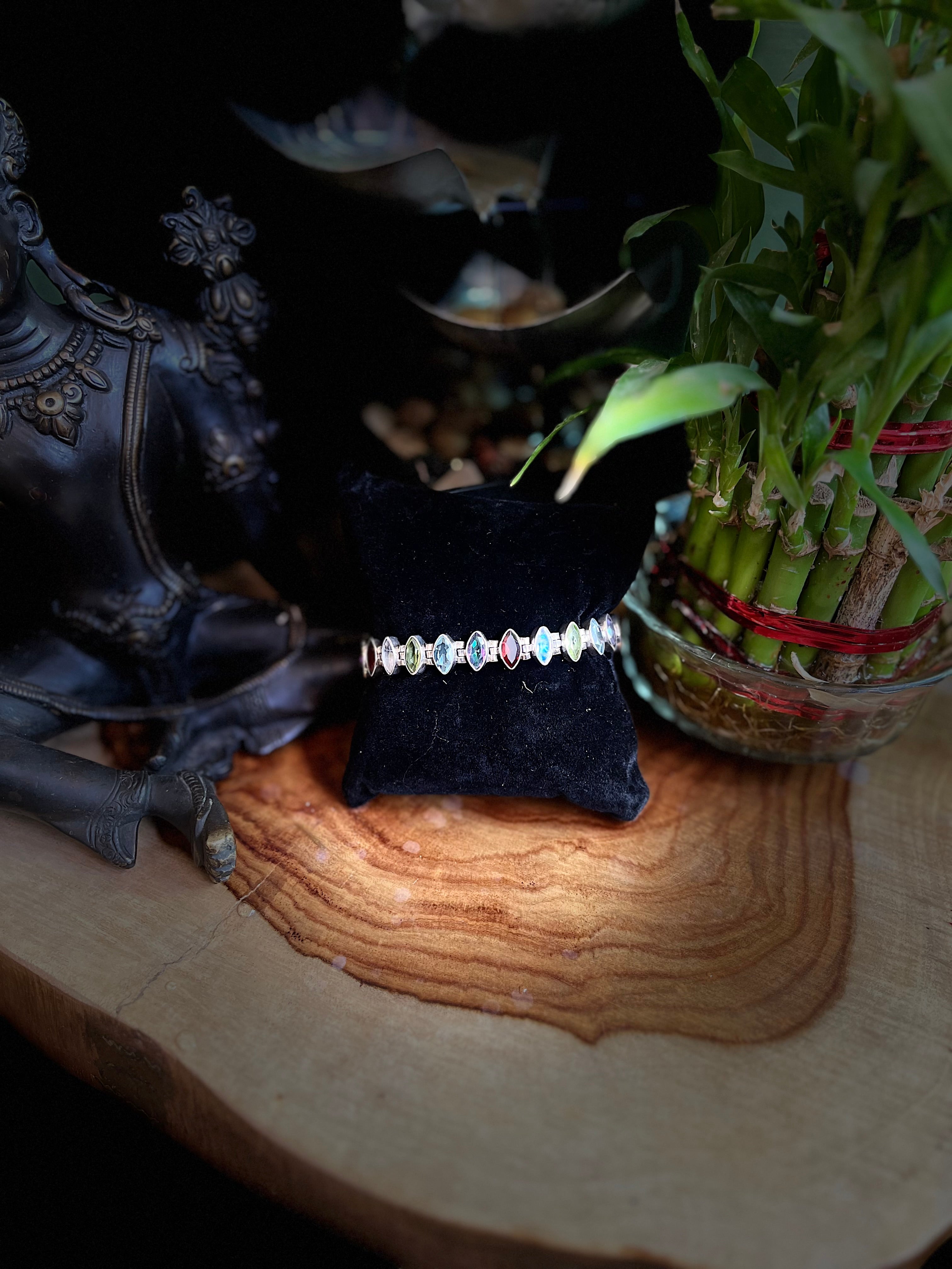 🌟 “Gemstone Energy Bracelets: Silver Elegance for Protection” 🌟