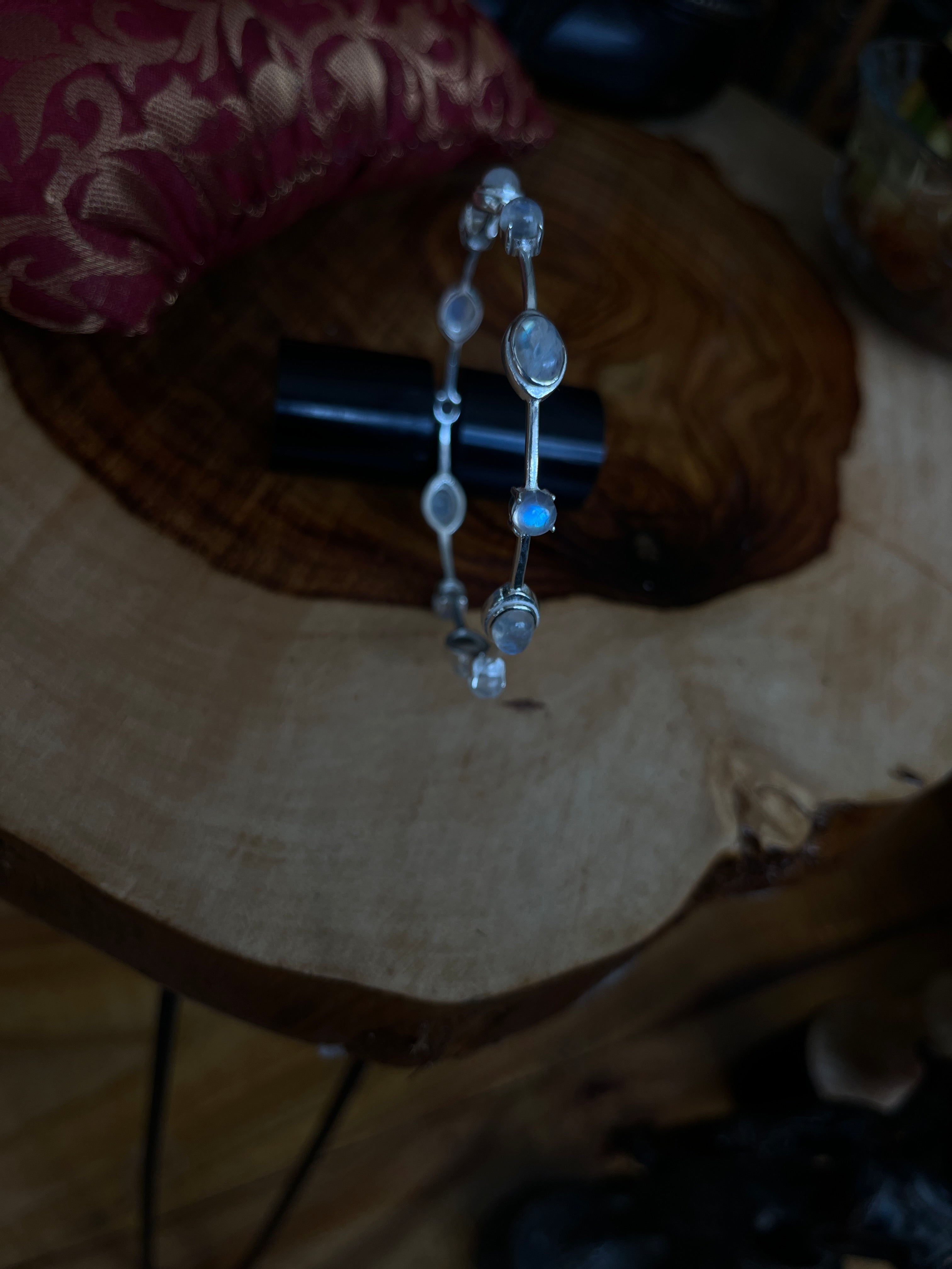 🌙✨ Moonstone Bangle in 925 Sterling Silver