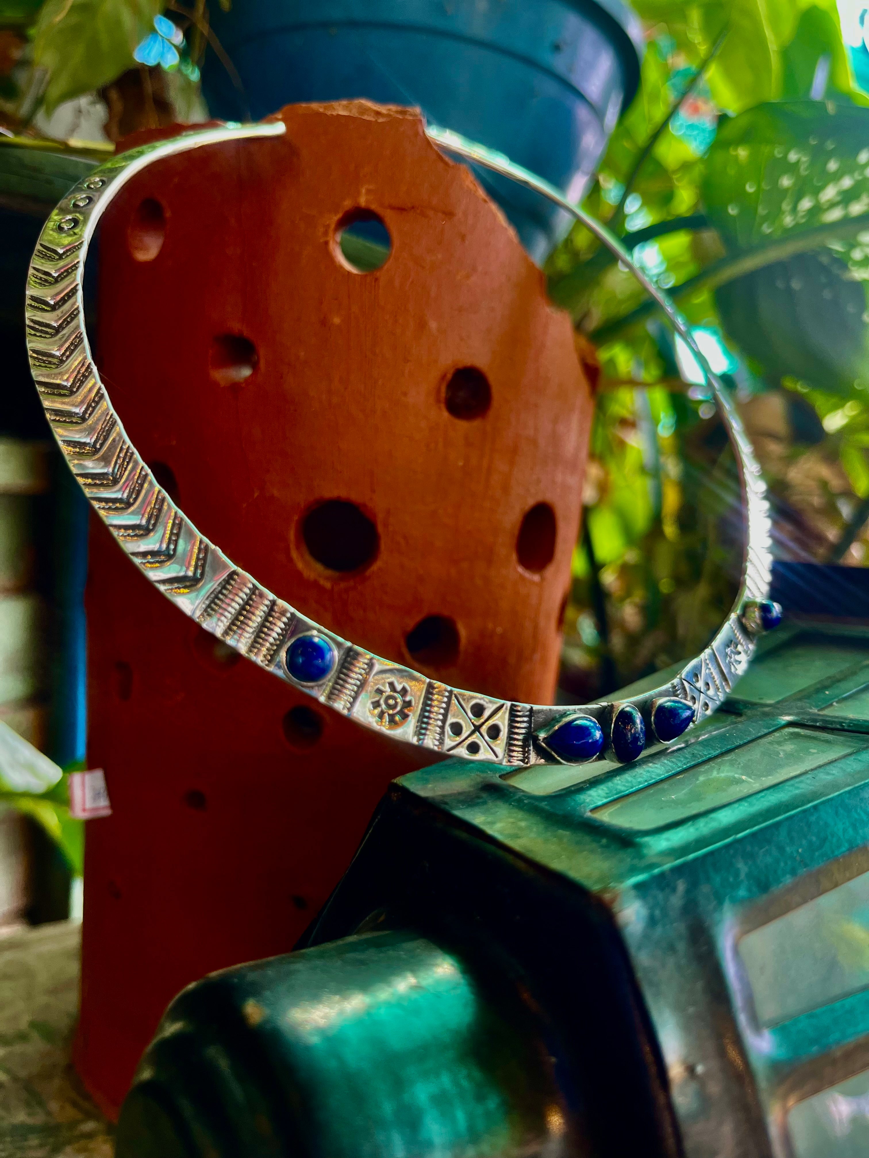 Antique Choker Necklace with Lapis Lazuli Stones in 92.5 Silver