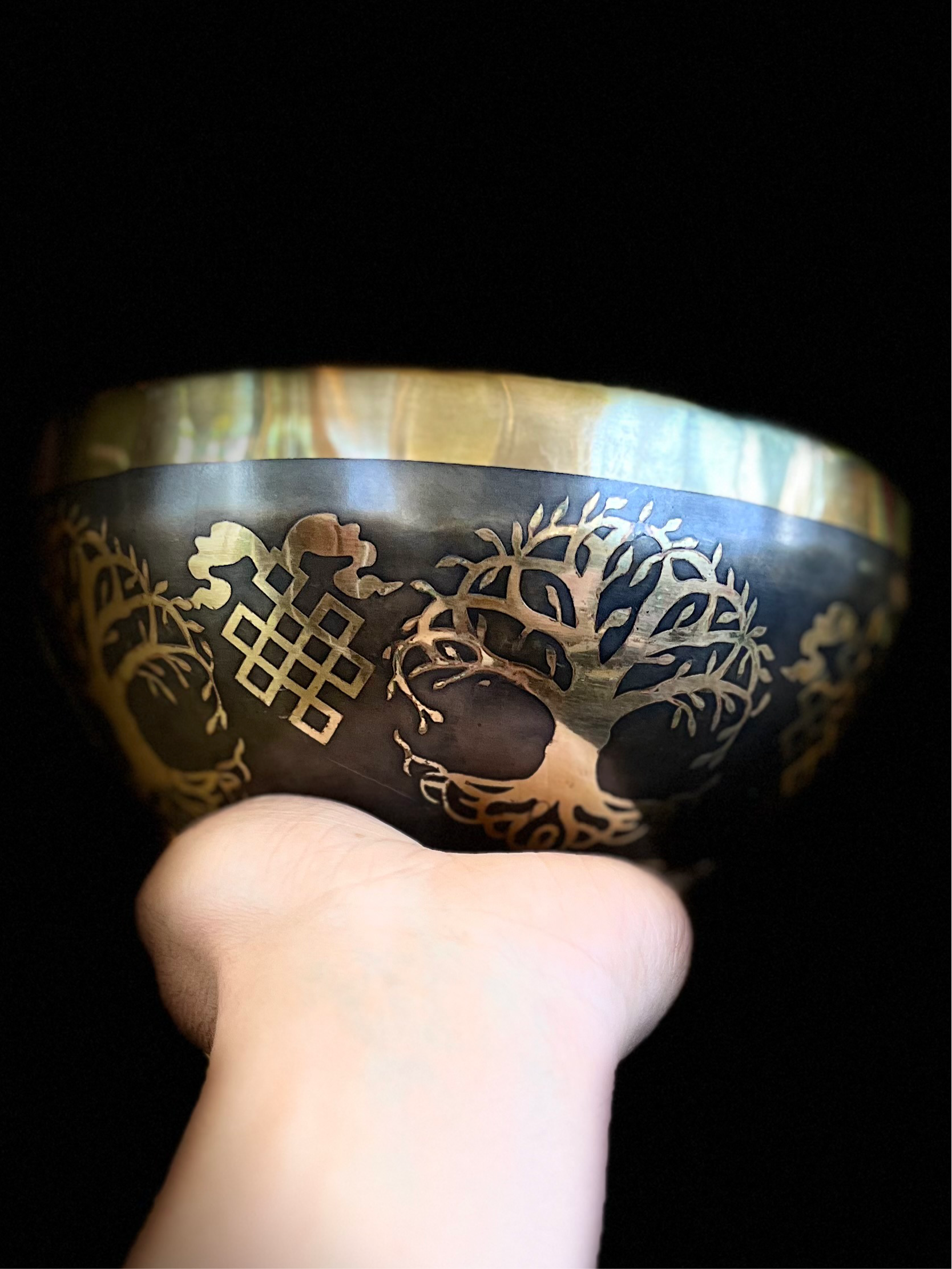 🌟🎵“Harmony Resonance: The Seven-Metal Tree of Life Tibetan Singing Bowl”🌟🎵